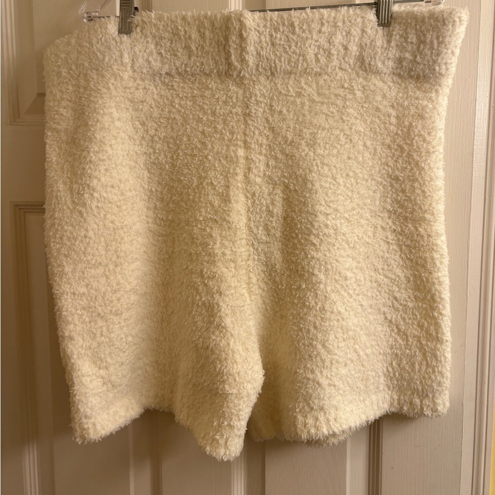 Skims Fuzzy Loungewear Shorts 4X NWT